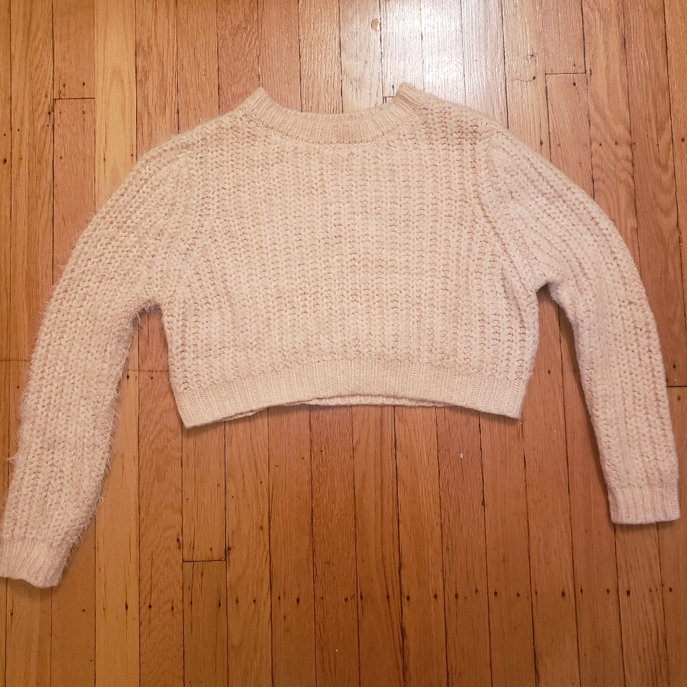 Kendall and Kylie cropped sweater blush si…